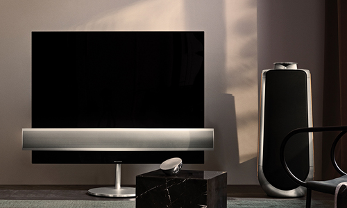 BeoLab 50 diseñado para integrarse con nuestros televisores BeoVision, televisor 4K OLED BeoVision Eclipse