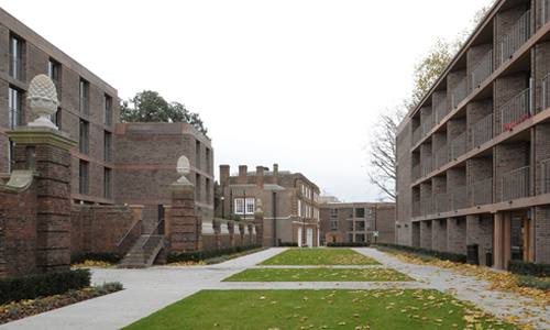 Chadwick Hall en la Universidad de Roehampton, Londres, por Henley Halebrown