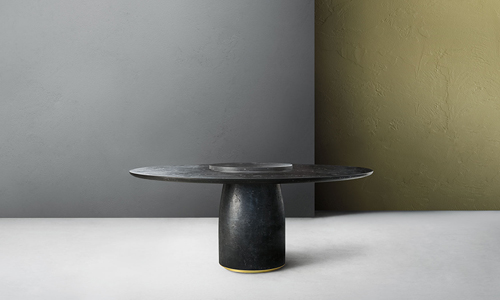 La mesa BULÈ diseñada por Chiara Andreatti