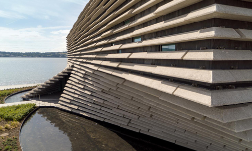 V & A Museum of Design Dundee by arquitecto japonés Kengo Kuma