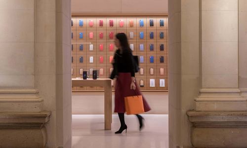 Nueva tienda de Apple Store en París by Foster + Partners