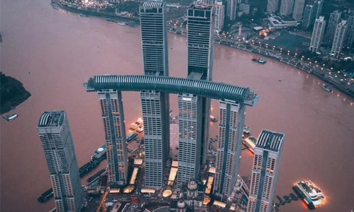 Inauguran en China rascacielos horizontal construido por Safdie Architects.