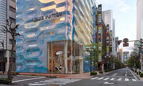 Louis Vuitton Ginza Namiki.