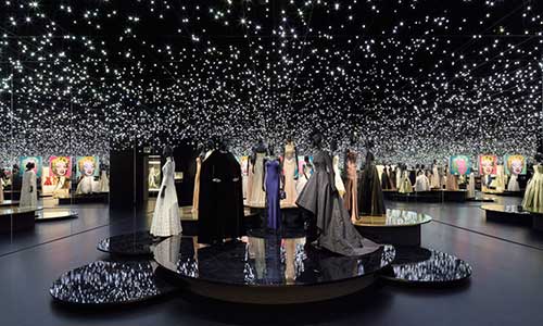 Christian Dior: Designer of Dreams EN Museo de Arte Contemporáneo de Tokio.