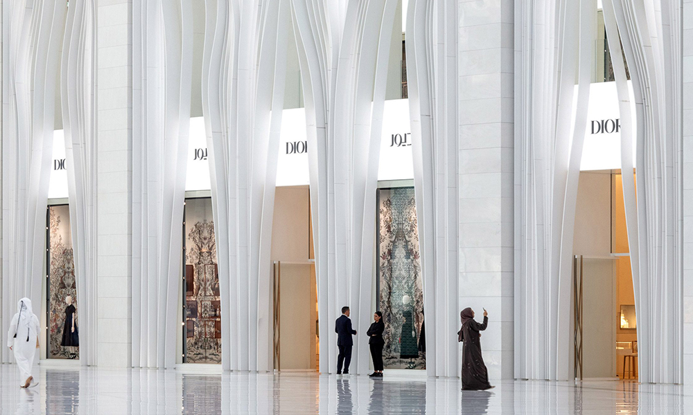 Conoce la nueva fachada de la boutique Dior en Catar